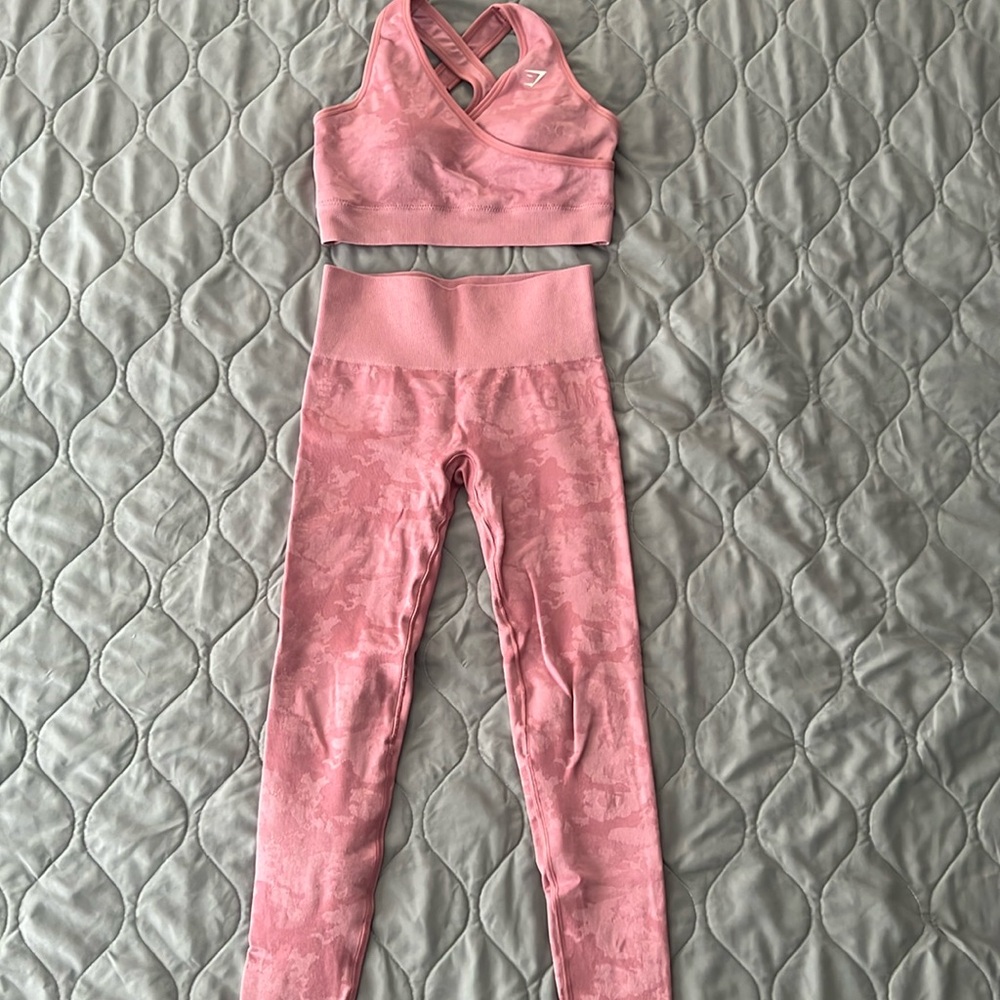 Gymshark Camo Seamless Set